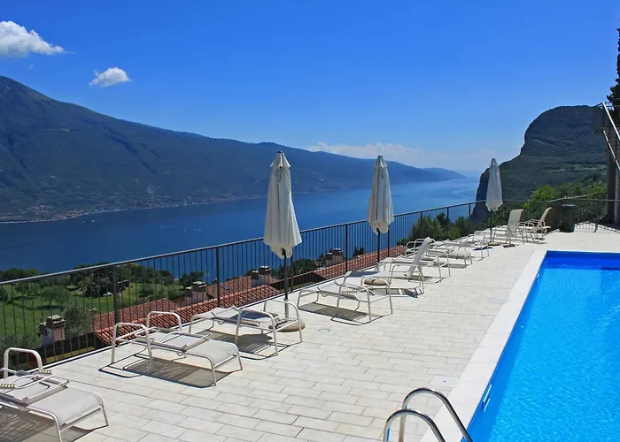 La Quiete 58 Maisonette Lake View By Gardadomusmea